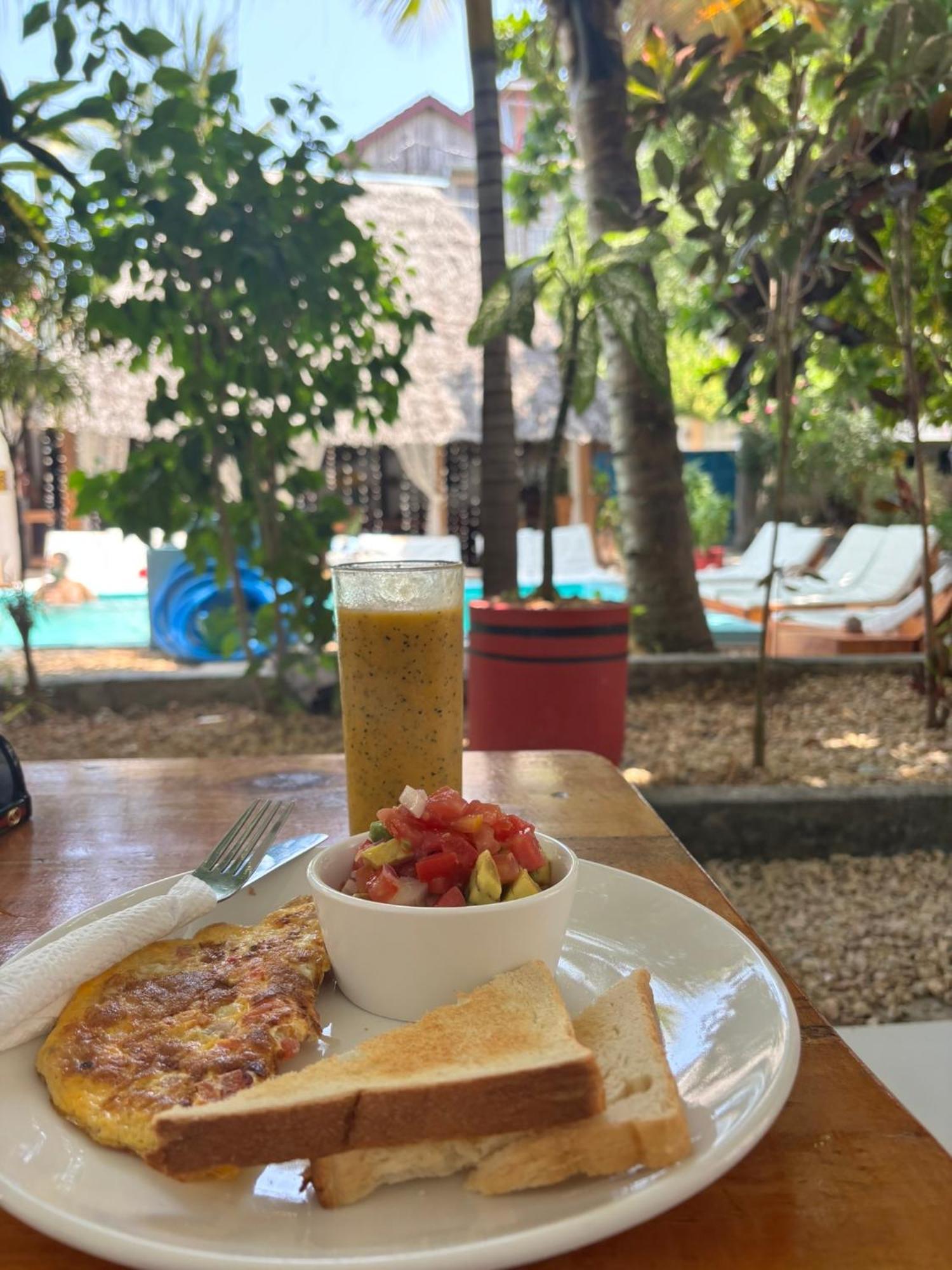 Kilimanjaro Bed and Breakfast Nungwi Buitenkant foto